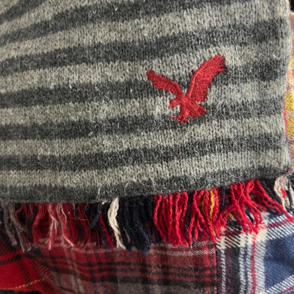 UNIQUE Vintage American Eagle plaid double side scarf-perfect giftstoft and cosy